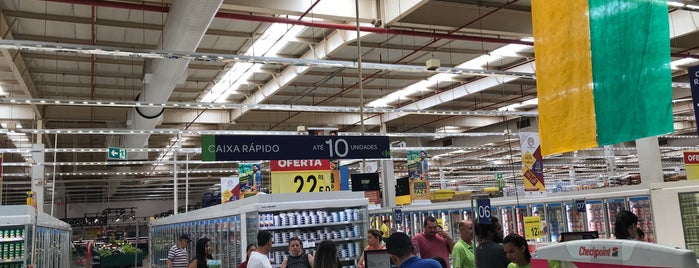 Carrefour is one of Goiânia Viva.