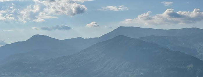 Yenice Seyir Terası is one of Lieux qui ont plu à Yusuf Kaan.