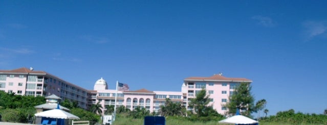 Palm Beach Shores Resort and Vacation Villas is one of Places I've Been to.
