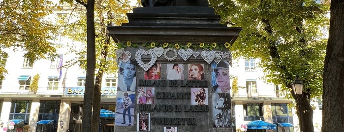 Michael-Jackson-Denkmal is one of Munich, Germany.