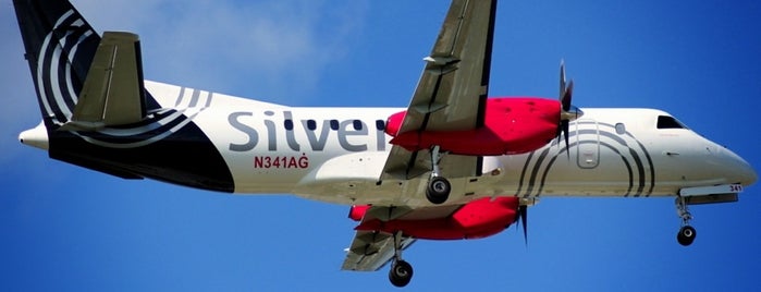 Silver Airways Corporate Headquarters is one of Diego'nun Kaydettiği Mekanlar.