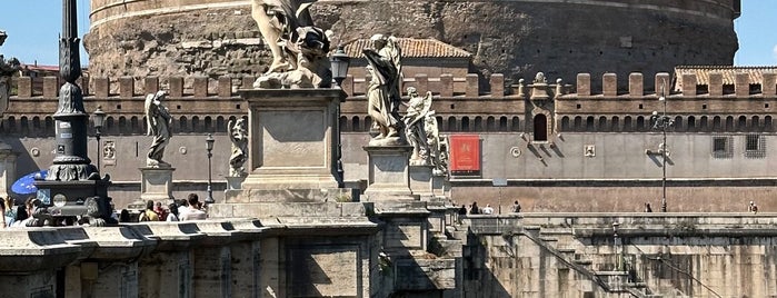 Ponte Sant'Angelo is one of Rom.