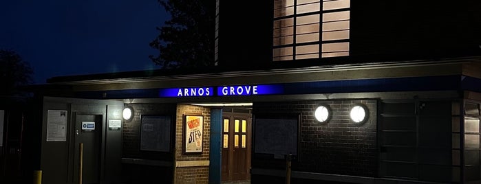 Arnos Grove London Underground Station is one of Tube stations I've been to.
