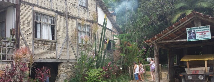 Cachoeira Casarão - Família Bachmayer is one of Tempat yang Disukai Roy.