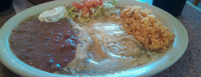 Maria's Mexican Food is one of Lugares favoritos de Jim.