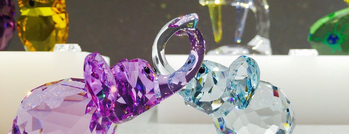 Swarovski is one of Κρήτη.