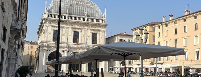 Piazza della Loggia is one of Chi è Stato?.
