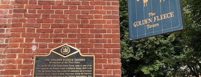 The Golden Fleece Tavern is one of Best Bars in Delaware to watch NFL SUNDAY TICKET™.