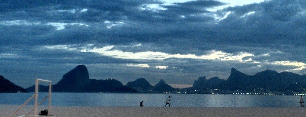 Praia de Icaraí is one of Rio.