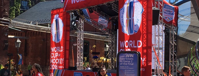 Scotiabank World Cup of Hockey Fan Village is one of Posti che sono piaciuti a Stef.