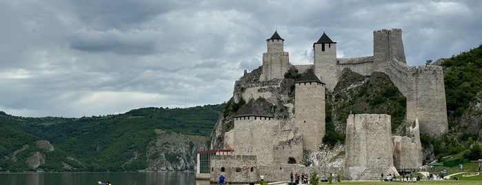 Golubačka tvrđava is one of obici.