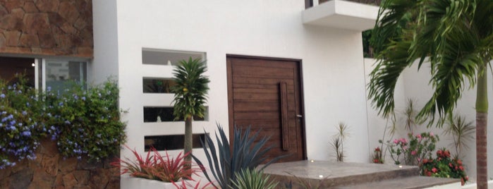 La Casa del Sol Temazcal & Spa is one of Oaxaquita.