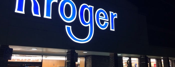Kroger is one of SweetCarolineさんのお気に入りスポット.