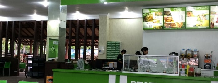 Pecel Pincuk Sidoarjo is one of mikaさんのお気に入りスポット.