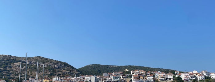 Port of Pythagoreio Harbor is one of Lieux qui ont plu à Kartal.