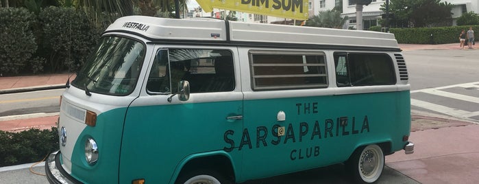 The Sarsaparilla Club is one of Lugares favoritos de Eve.