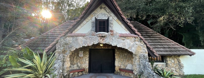 Historical Entrance Building is one of Outdoors Recreation.