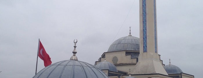 Bahcesehir Camii is one of ERTUNCさんのお気に入りスポット.