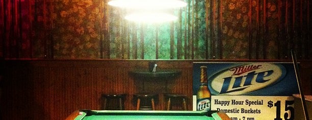 Slick Willie's Family Pool Hall is one of Bug: сохраненные места.