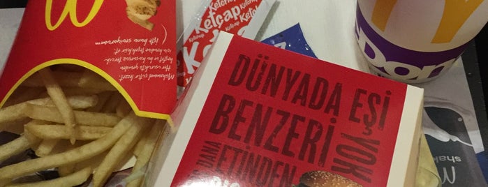 Beyazıt Mc Donald's is one of Posti che sono piaciuti a M.