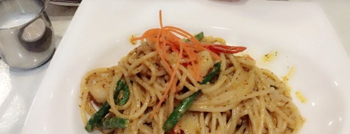 Olio Café is one of Sengkang B.