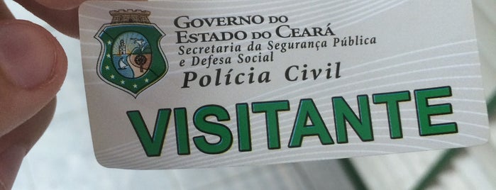 Delegacia Geral da Polícia Civil is one of Serviços.