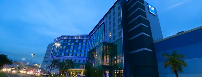 Tryp Albrook Mall is one of Andres : понравившиеся места.
