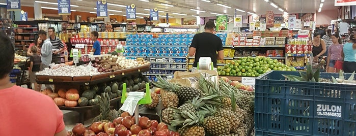 Supermercado Sempre Vale - Porto Ferreira is one of Samanta : понравившиеся места.