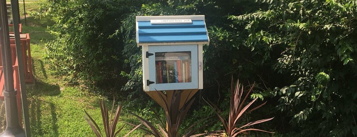 Little Free Library At Southgate Community Center 2017 is one of Little Free Library.