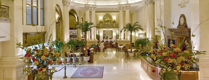 Safi Royal Luxury Hotel is one of Buffets.