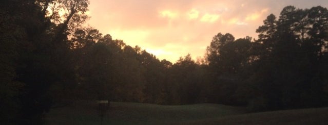 Carolina Adventures Frisbee Disc Golf Course is one of Lugares favoritos de Michal.