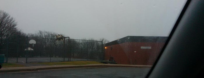 Central Spryfield Elementary School is one of Frequent Places.