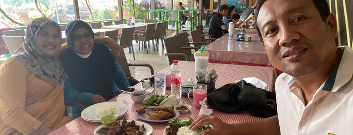 RM Kembang Joyo is one of Eating around Jawa Tengah.