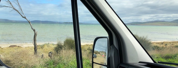 Dunalley Bay is one of Febrina’s Liked Places.