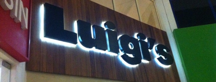 Luigi's is one of สถานที่ที่ Majd ถูกใจ.