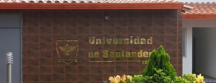 Universidad de Santander is one of Valledupar.