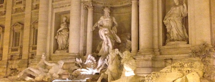 Fontana di Trevi is one of Italy.