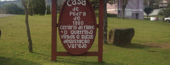 Casa de pedra is one of Bento Gonçalves.