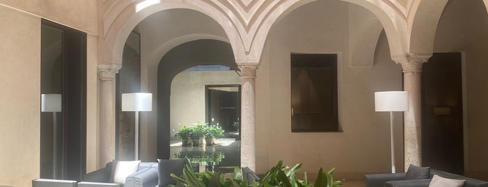 Hotel Posada del Lucero is one of Sevilla.