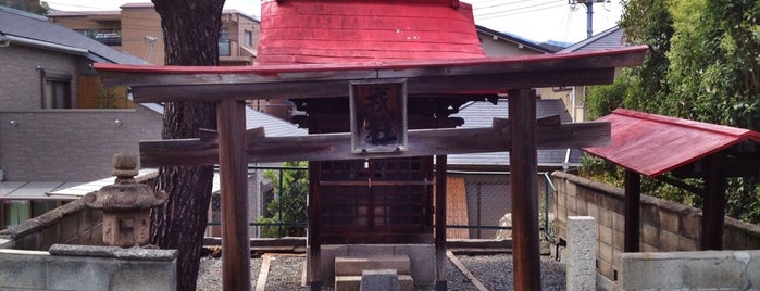 戎社 is one of 摂津国菟原郡の神社.