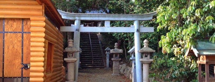 若宮八幡宮神社 is one of 摂津国菟原郡の神社.
