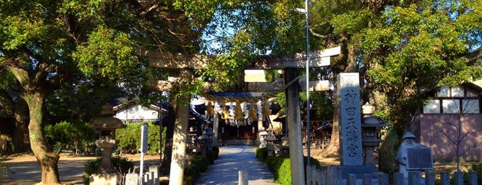 Kamida Temmangu Shrine is one of 寝屋川神社マップ.