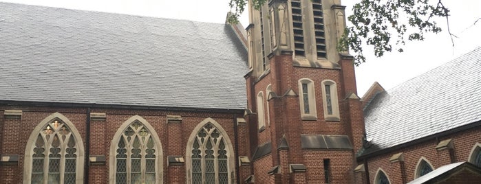 Decatur Presbyterian Church is one of Tempat yang Disukai Chester.