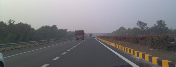 Vadodara Expressway Toll Booth is one of Lieux sauvegardés par Abhijeet.