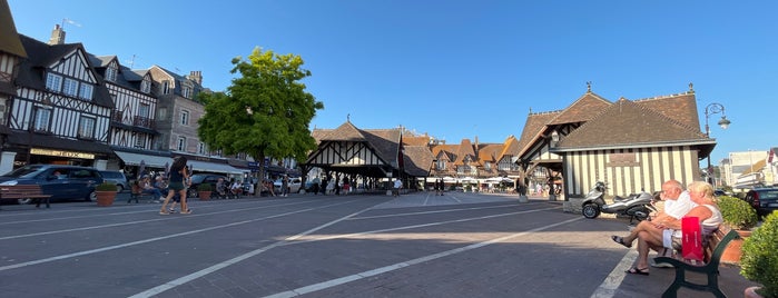 Place du Marché is one of Nouvelle.