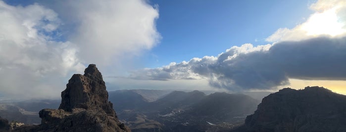 Pico de las Nieves (1947m) is one of Gran Canaria.