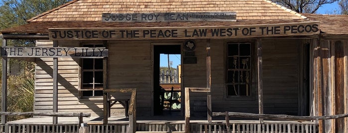 Judge Roy Bean Museum is one of museums.