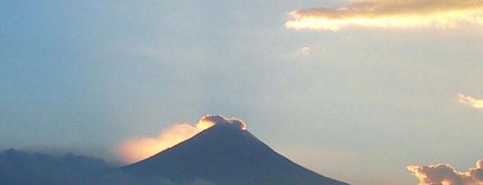 Popocatépetl is one of สถานที่ที่ Poncho ถูกใจ.