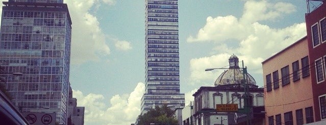 Torre Latinoamericana is one of สถานที่ที่ Poncho ถูกใจ.
