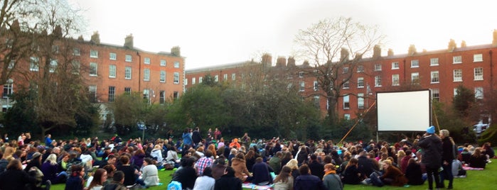 Fitzwilliam Square is one of Dublín.